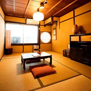 guest-house-waraku-an.hotels-in-kyoto.org/